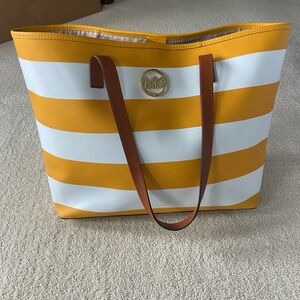 Michael Kors tote